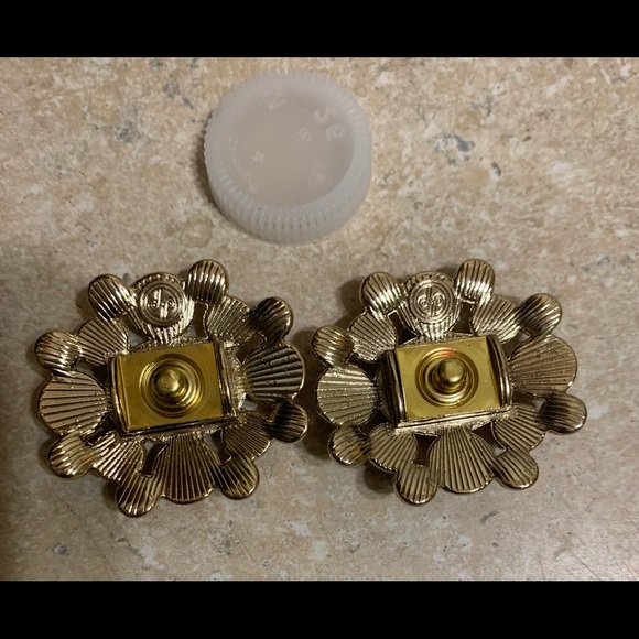 Pair Shoe buttons - Picture 1 of 2